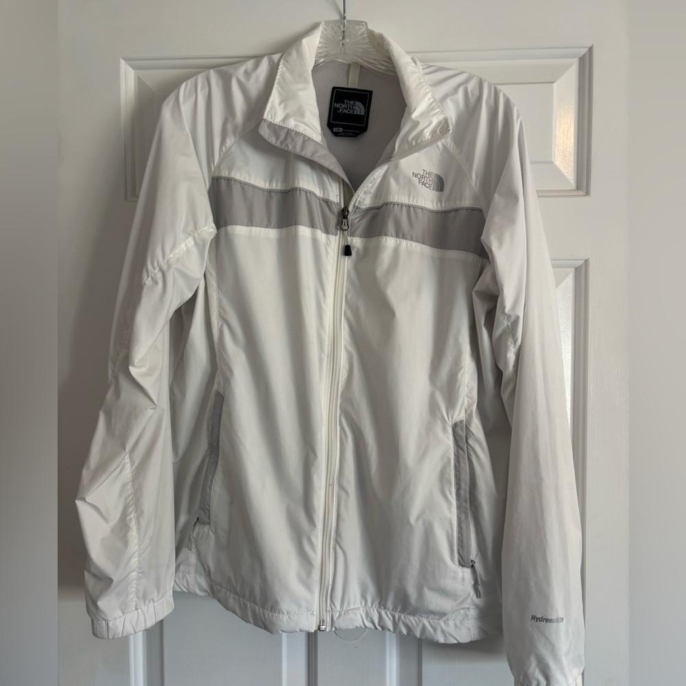 The North Face Women's Gray and White Jacket